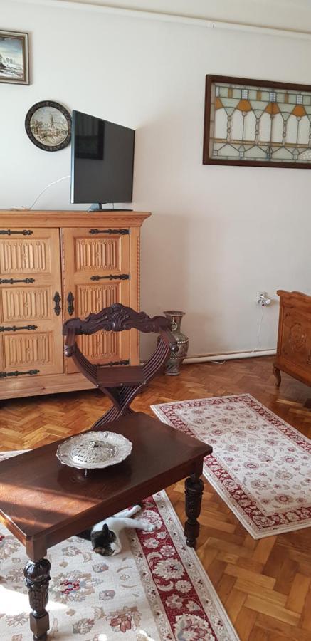 La Mihai Lupeni  Dış mekan fotoğraf
